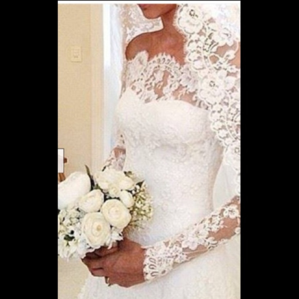 Long Sleeve Lace Wedding Dress
